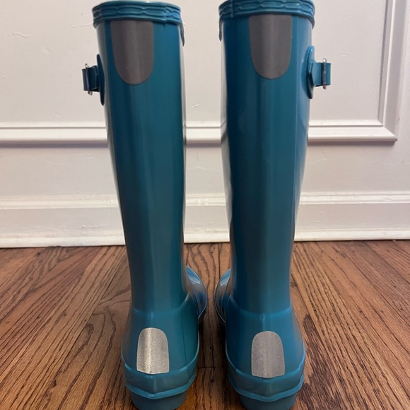 Hunter Big Kids Original Gloss Rain Boots, Size 2 - Picture 4 of 11